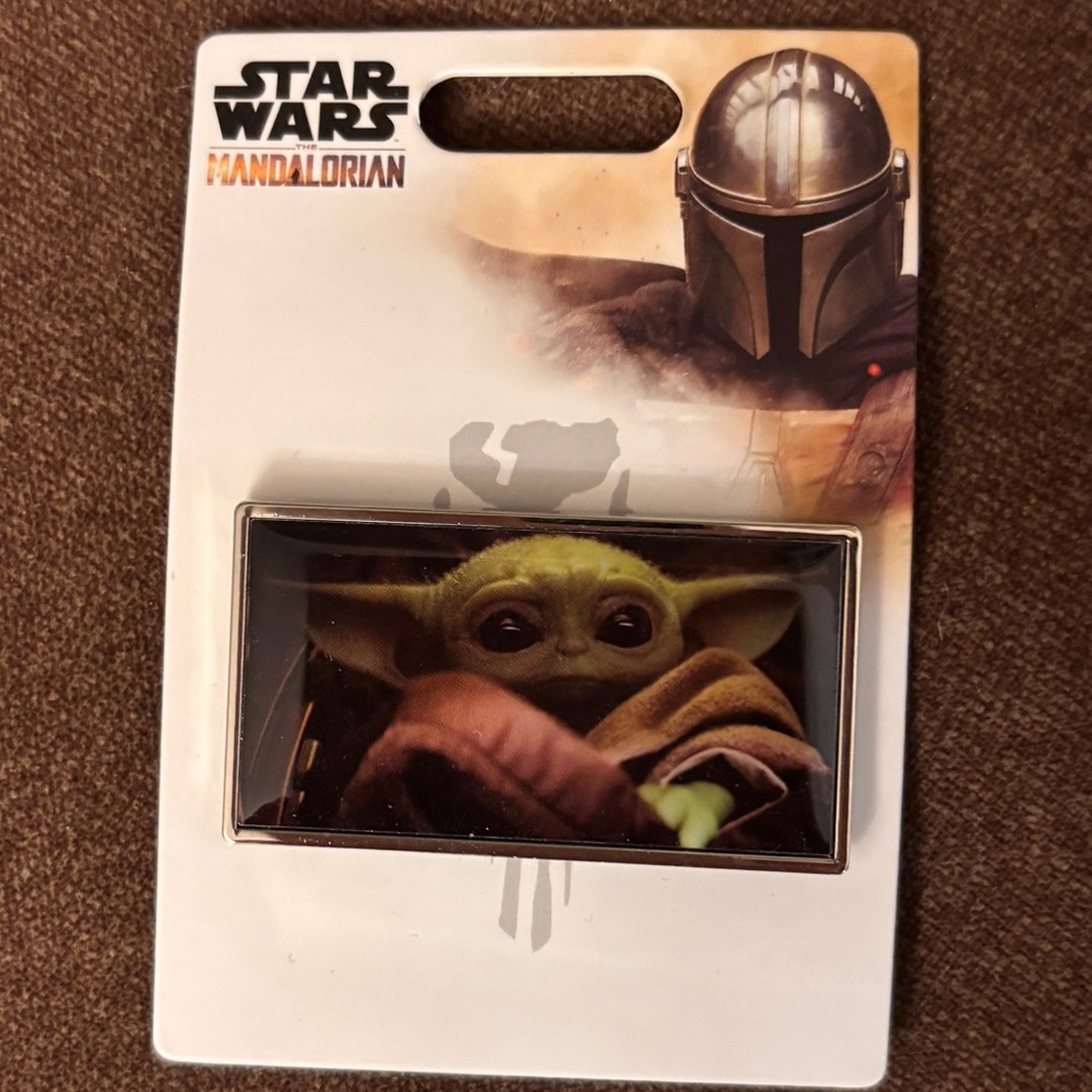 Disney Parks Star Wars Grogu (Baby Yoda) trading pin